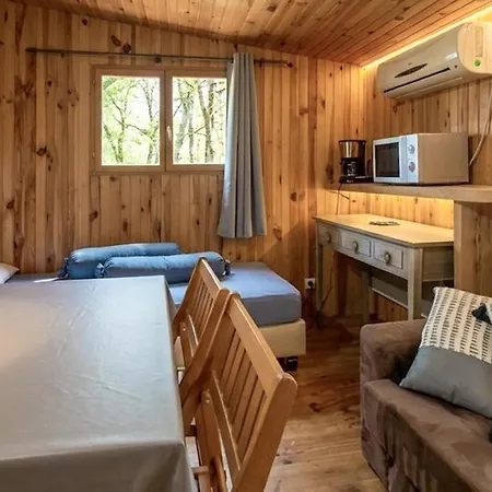 1 Bedroom Pet Friendly In * Mazeyrolles